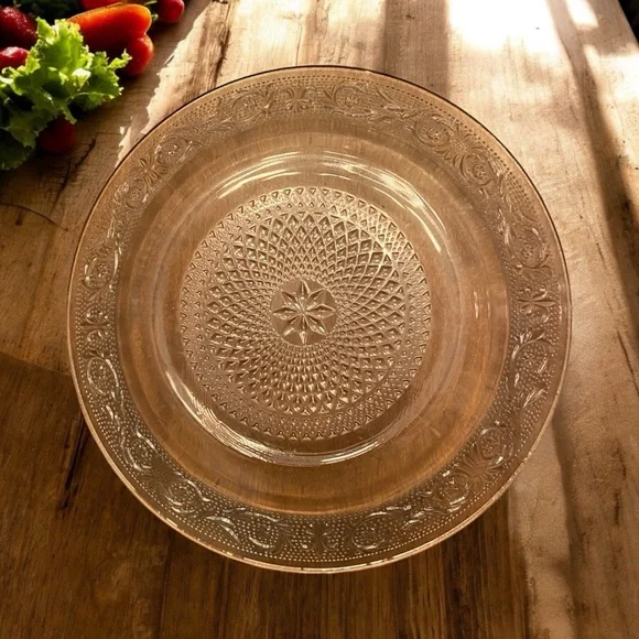 Vintage KIG Indonesia Pressed Glass Clear Plates 9” Diamond Dot Fleur De Lis - Picture 7 of 9